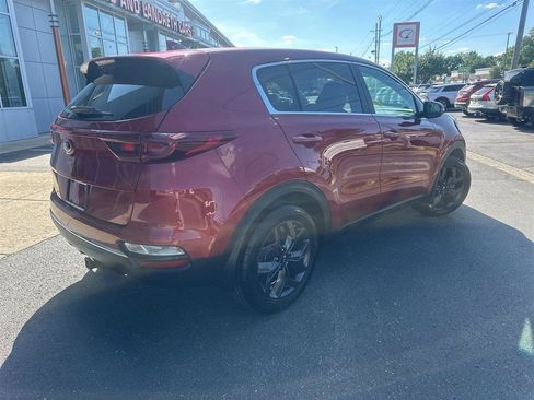 Used 2022 Kia Sportage LX w/ LX FWD Value Edition Package image 2