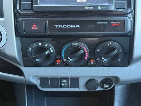 Used 2015 Toyota Tacoma 4x4 Double Cab w/ SR5 Package image 24