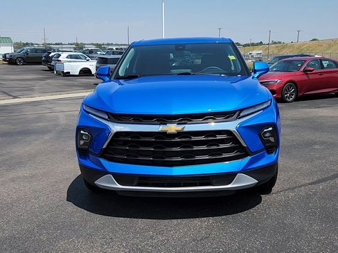 Used 2025 Chevrolet Blazer LT AWD/4WD image 4