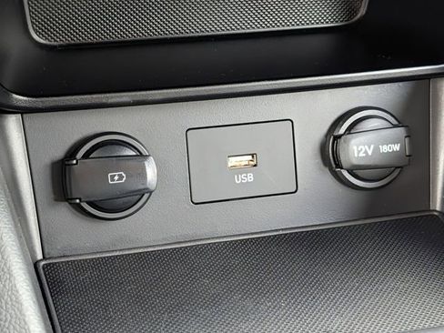 Used 2023 Hyundai Kona SE AWD/4WD image 23