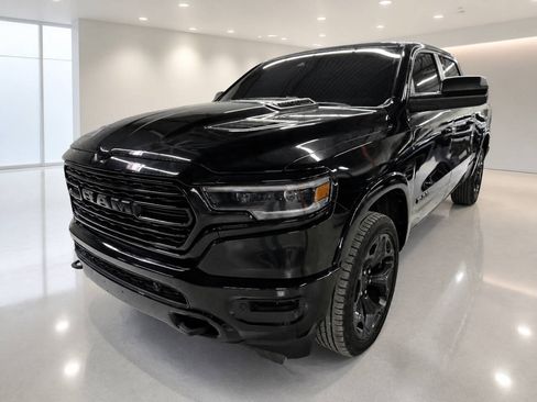 Used 2020 RAM 1500 Limited w/ Black Appearance Package AWD/4WD image 1