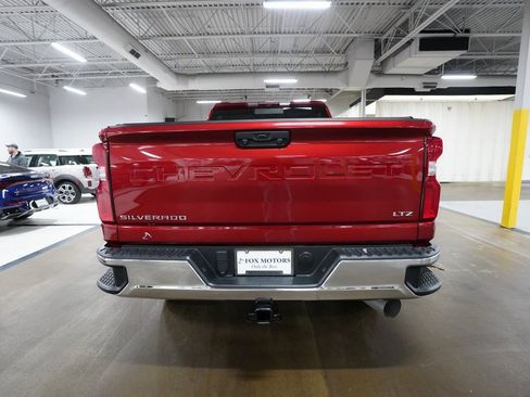 Used 2021 Chevrolet Silverado 2500 LTZ w/ LTZ Convenience Package image 25