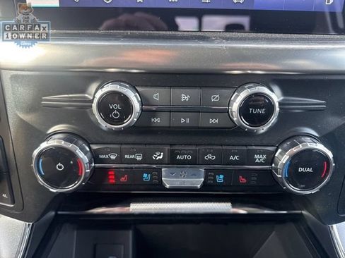 Used 2023 Ford F150 Lariat AWD/4WD image 39