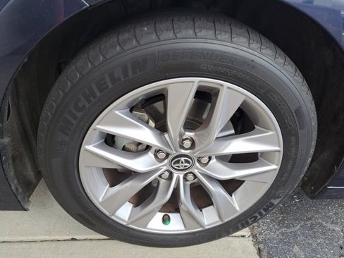 Used 2019 Toyota Avalon XLE w/ Moonroof Package FWD image 25