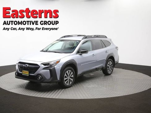 Used 2025 Subaru Outback Premium AWD/4WD image 49