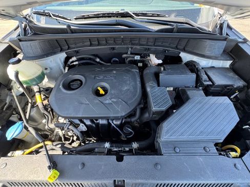 Used 2018 Hyundai Tucson SE AWD/4WD image 33