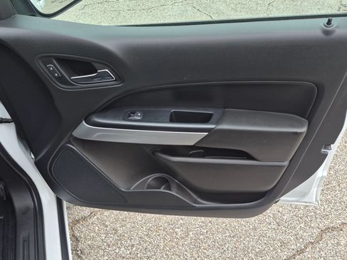 Used 2021 Chevrolet Colorado LT w/ Fleet Safety Package RWD image 11