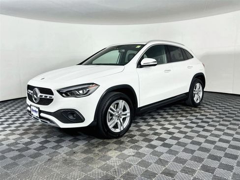 Certified 2021 Mercedes-Benz GLA 250 image 2