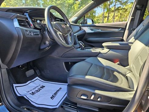 Used 2024 Cadillac XT5 Premium Luxury w/ Platinum Package image 9