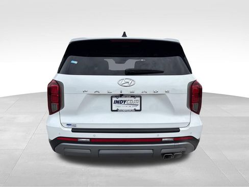 Used 2024 Hyundai Palisade SEL w/ Premium Package FWD image 6