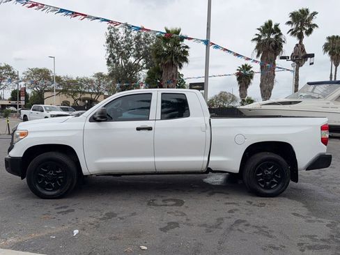 Used 2017 Toyota Tundra SR image 5