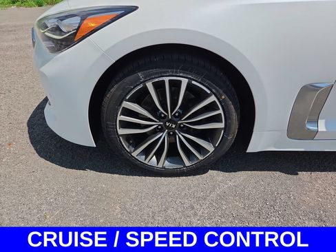 Used 2018 Kia Stinger Premium AWD/4WD image 22