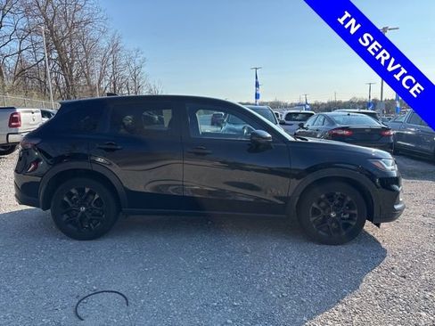 Used 2024 Honda HR-V Sport image 11