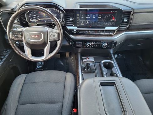 Used 2022 GMC Sierra 1500 Elevation w/ LPO, Elevation Black Package image 15