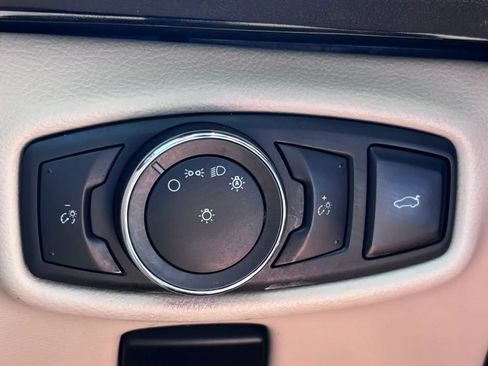 Used 2020 Lincoln MKZ Reserve w/ Elements Package FWD image 9