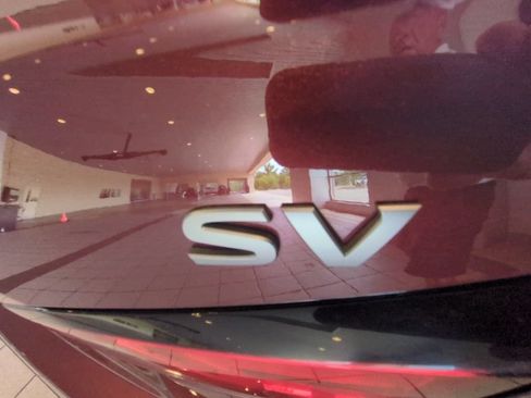 Used 2024 Nissan Altima 2.5 SV FWD image 30