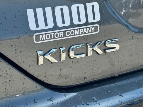 Certified 2025 Nissan Kicks Play S image 37