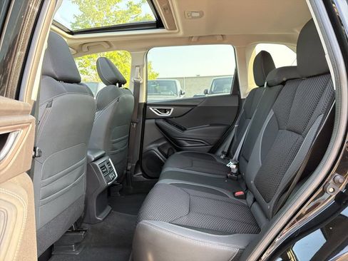Used 2023 Subaru Forester Premium AWD/4WD image 13