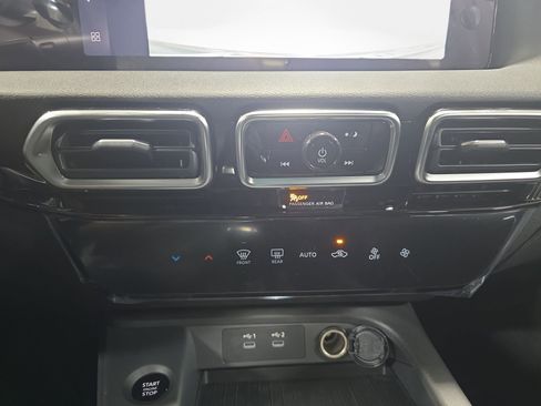 New 2026 Nissan Sentra SV w/ Floor Mat Package FWD image 24