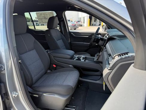 New 2026 GMC Acadia Elevation image 27