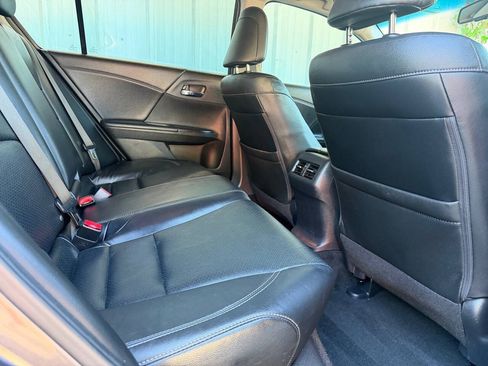 Used 2017 Honda Accord EX-L image 17