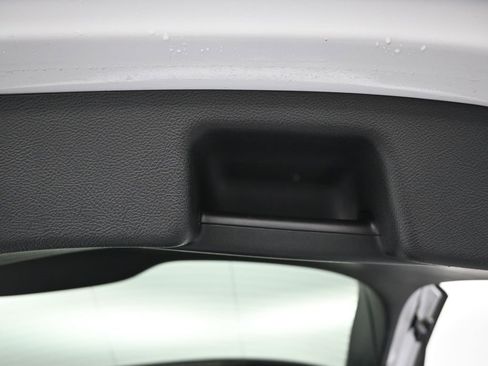 Used 2024 Ford Edge SEL image 16