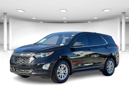 Used 2019 Chevrolet Equinox LT image 2