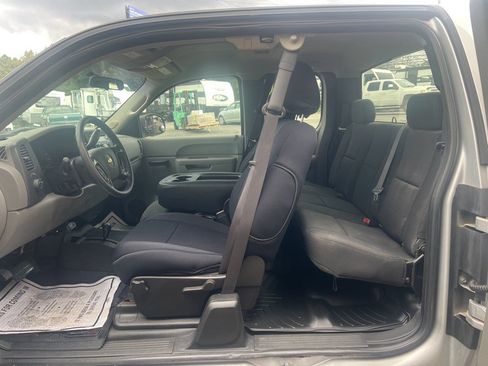 Used 2012 Chevrolet Silverado 1500 W/T AWD/4WD image 7