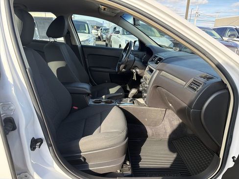 Used 2010 Ford Fusion SE image 15
