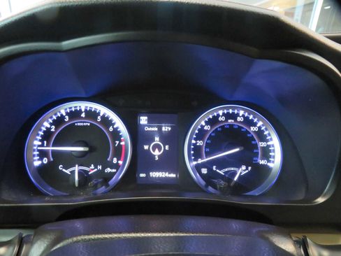 Used 2019 Toyota Highlander SE image 35