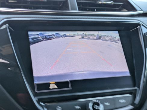 Used 2023 Chevrolet TrailBlazer RS w/ Sun and Liftgate Package image 28