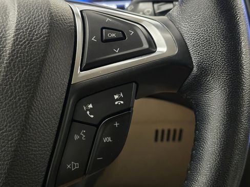 Used 2022 Ford Edge Titanium image 30