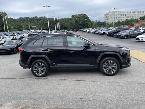 Certified 2023 Toyota RAV4 Limited AWD/4WD image 7