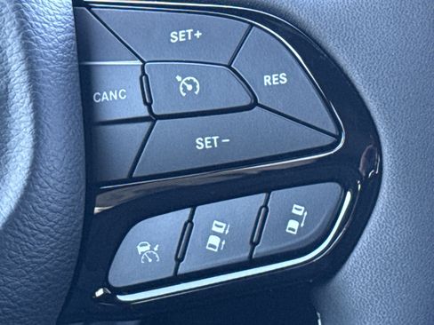 New 2026 Chrysler Pacifica Select w/ S Appearance Package image 22