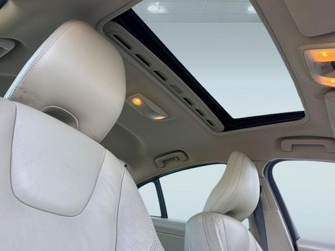 Used 2013 Volvo S60 T5 image 14