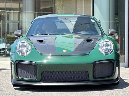 Certified 2018 Porsche 911 GT2 RS RWD image 11