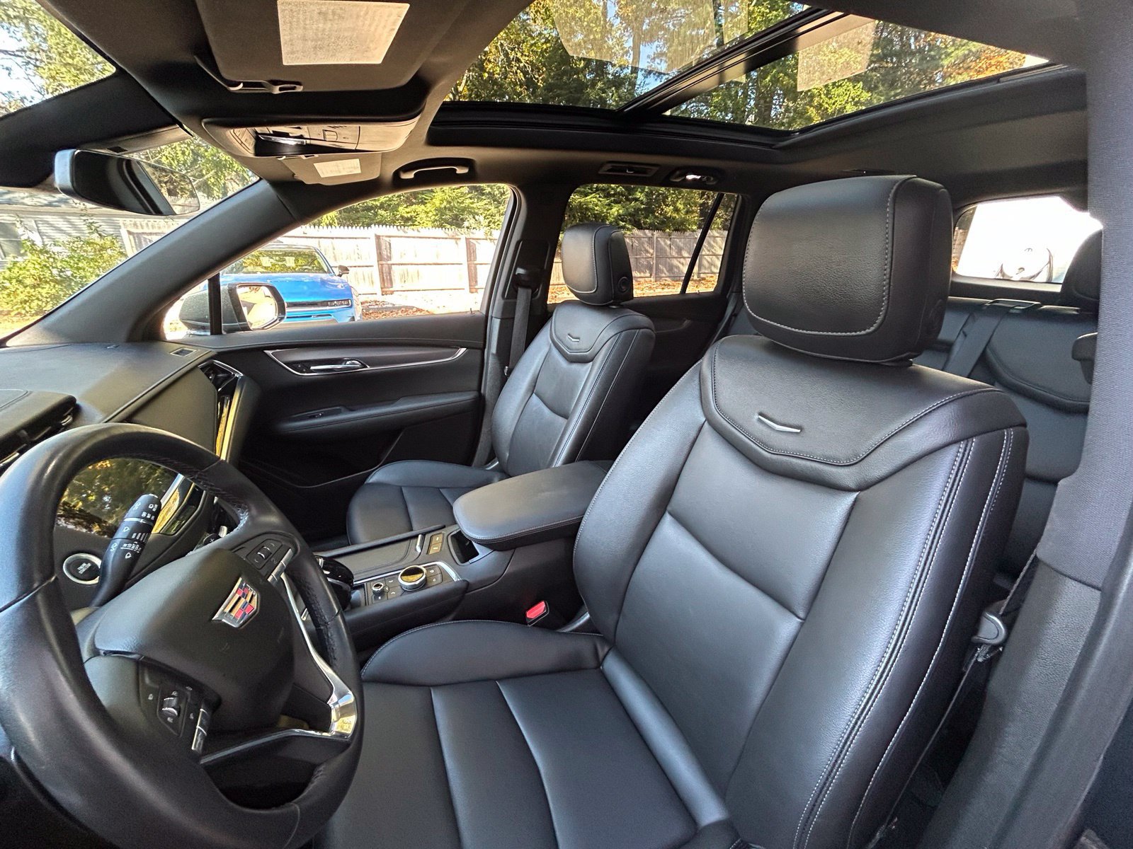 Used 2023 Cadillac XT6 Luxury AWD/4WD image 15