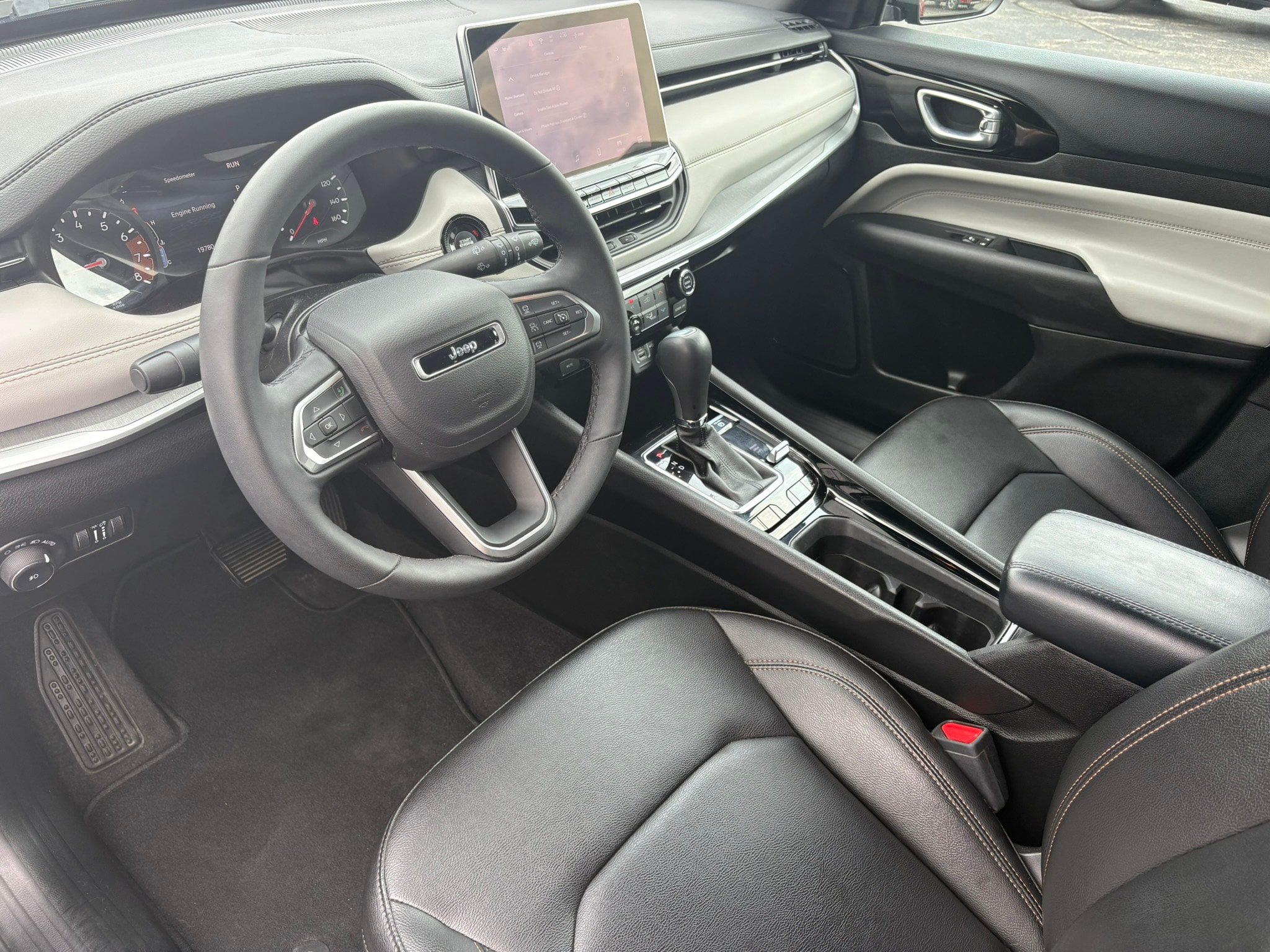 Used 2024 Jeep Compass Limited AWD/4WD image 16