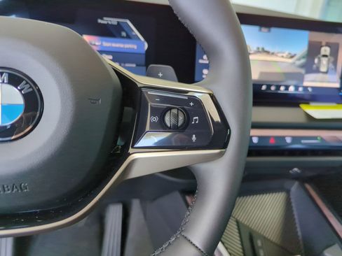 Used 2025 BMW X3 xDrive30i w/ Premium Package image 21