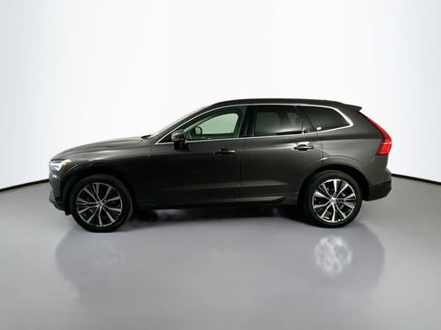 Certified 2022 Volvo XC60 B5 Momentum w/ Advanced Package image 9