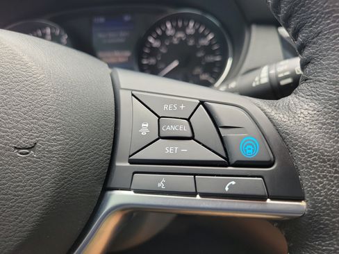 Used 2020 Nissan Rogue SL AWD/4WD image 20
