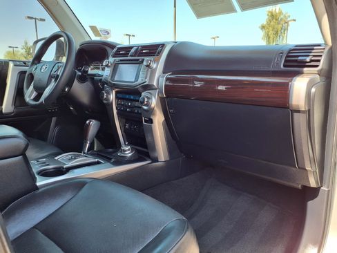 Used 2019 Toyota 4Runner Limited AWD/4WD image 10