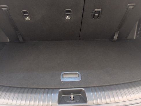 Used 2022 Kia Telluride S FWD image 34