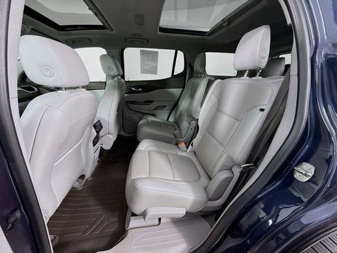 Used 2019 GMC Acadia SLT image 25