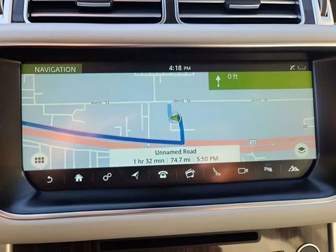 Used 2017 Land Rover Range Rover Supercharged image 10