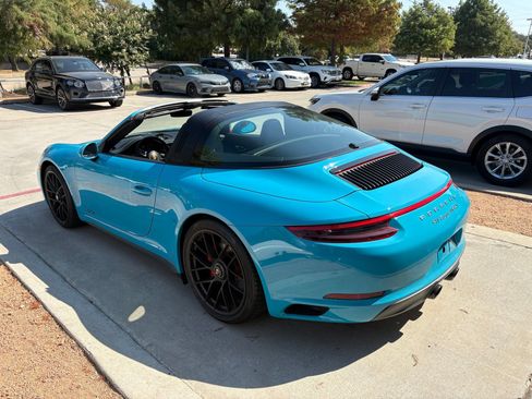 Used 2019 Porsche 911 Targa 4 GTS AWD/4WD image 8
