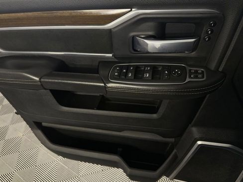 Used 2024 RAM 2500 Laramie image 26