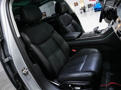 Used 2022 Audi A8 L 3.0T w/ Executive Package image 45