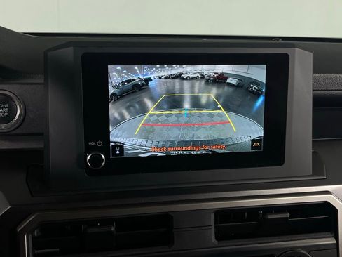 Used 2025 Toyota 4Runner SR5 image 16