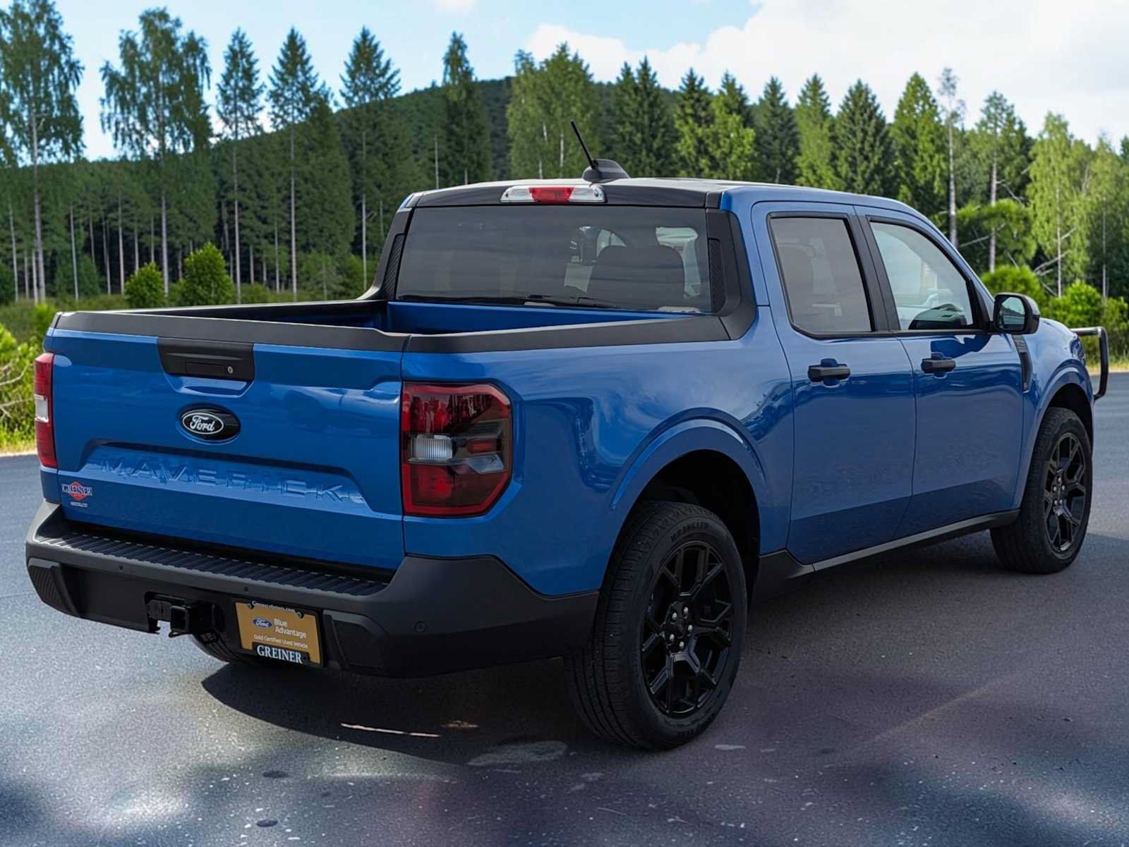 Certified 2025 Ford Maverick XLT w/ XLT Luxury Package AWD/4WD image 6